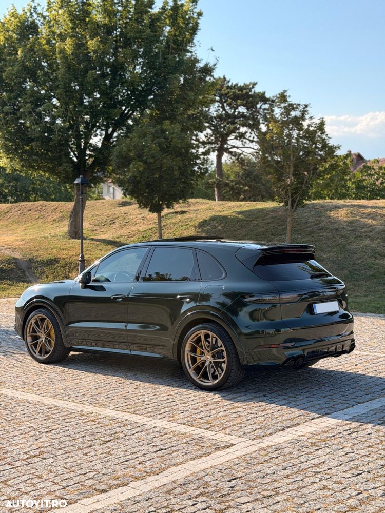 Porsche Cayenne Turbo Tiptronic S - 16