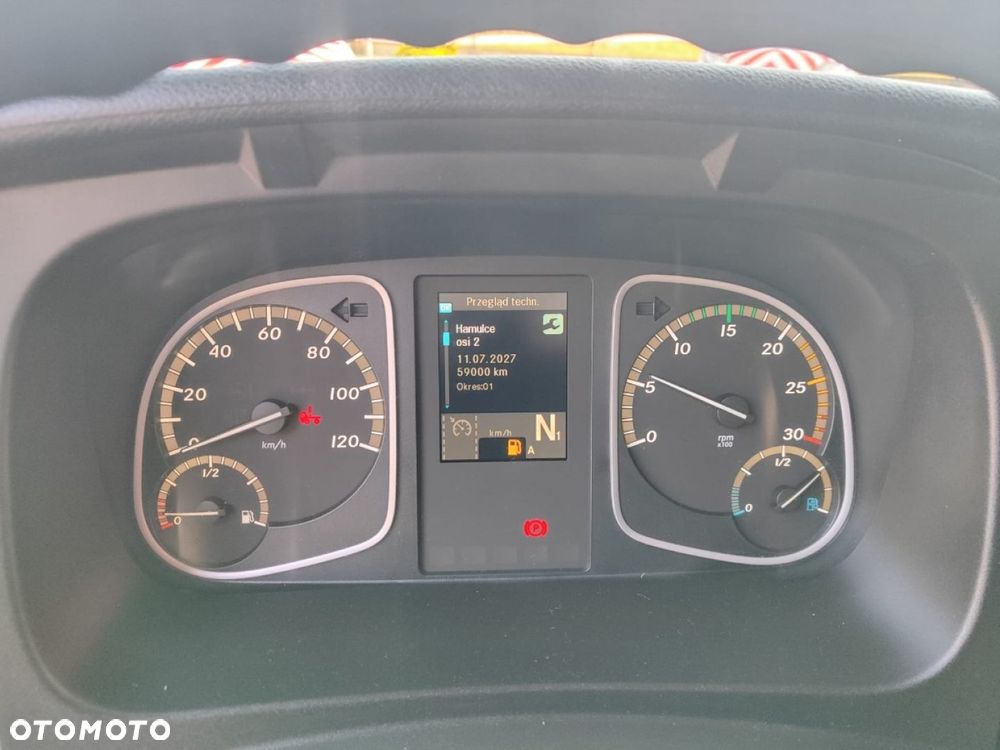Mercedes-Benz ATEGO - 17