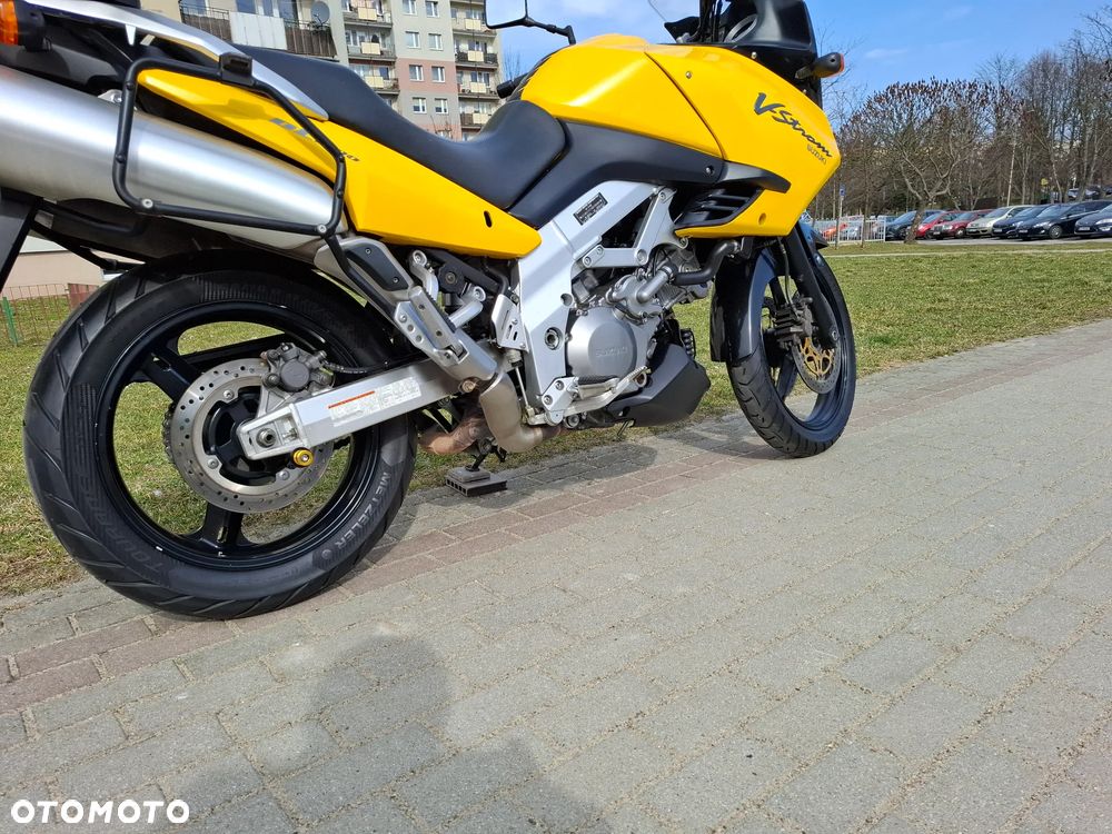 Suzuki V-STROM - 29