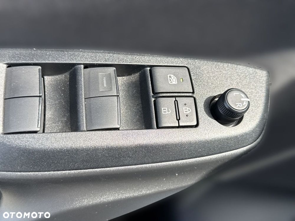 Toyota Yaris Hybrid 1.5 Style - 10