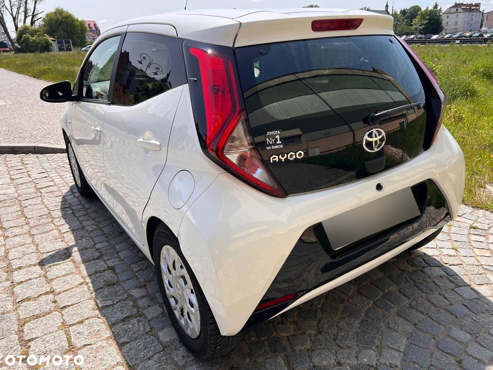 Toyota Aygo 1.0 VVT-i Color Edition - 10