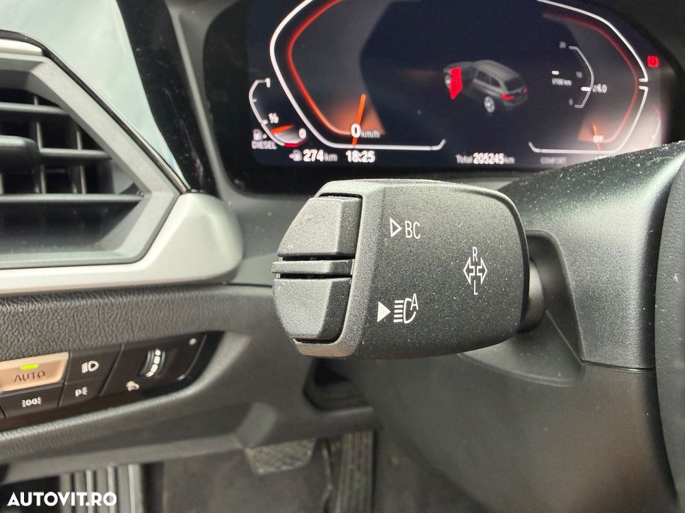 BMW Seria 3 320d Aut. - 30