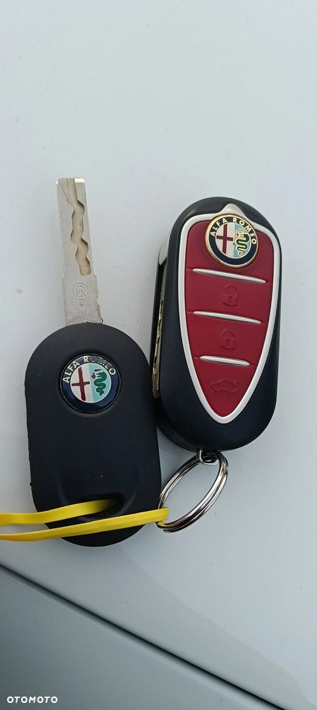 Alfa Romeo Giulietta 2.0 JTDM - 15