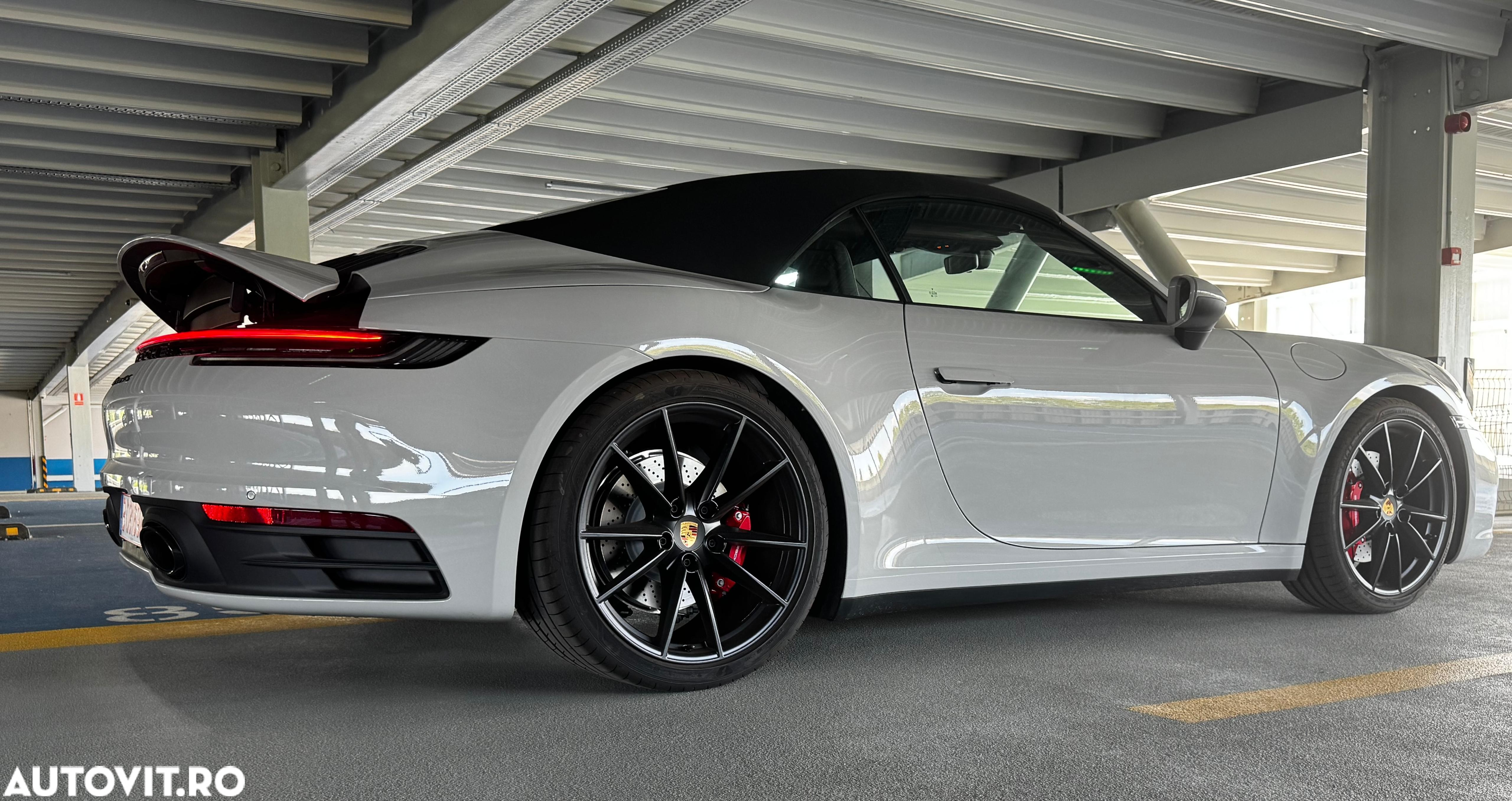Porsche 911 Carrera 4S Cabriolet PDK - 17