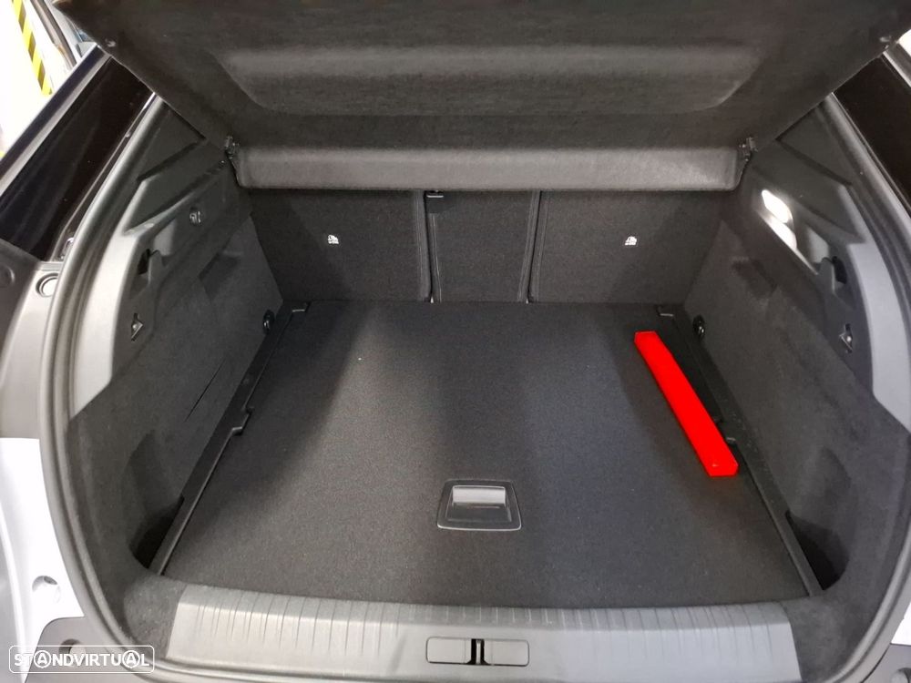 Peugeot 3008 1.2 Hybrid GT e-DCS6 - 27