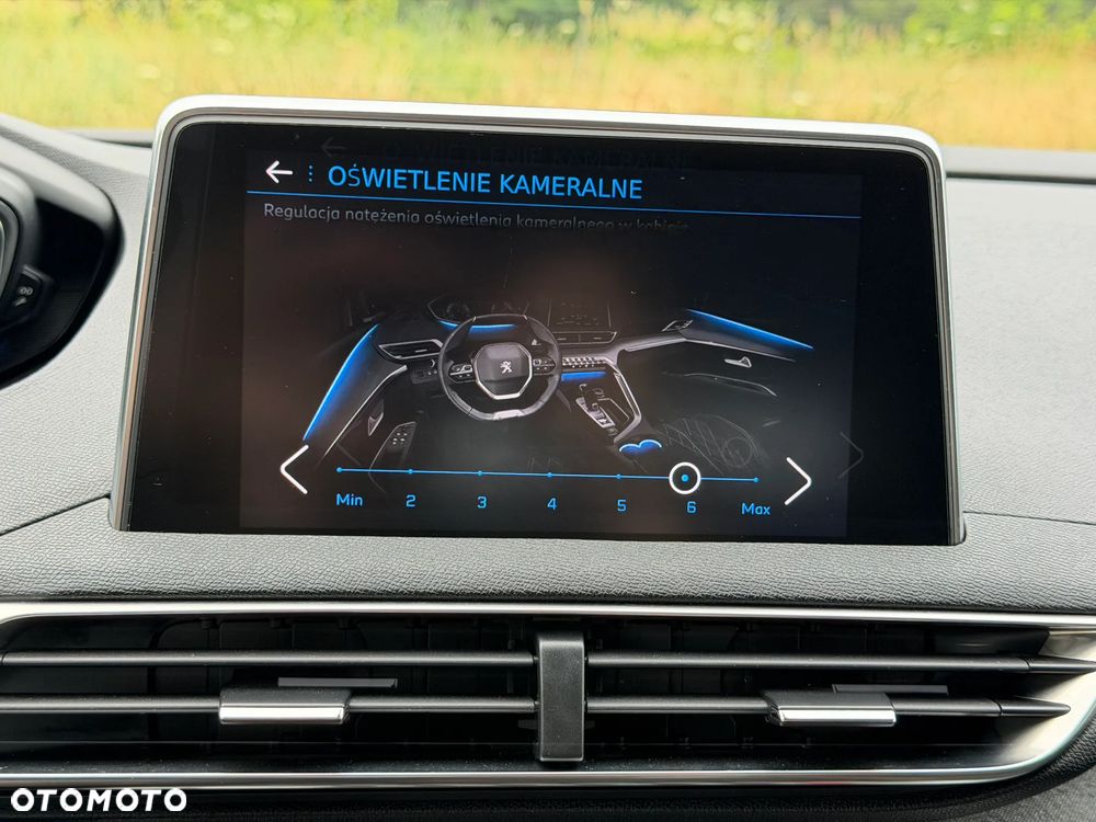 Peugeot 5008 BlueHDI 130 Allure Business-Paket - 36