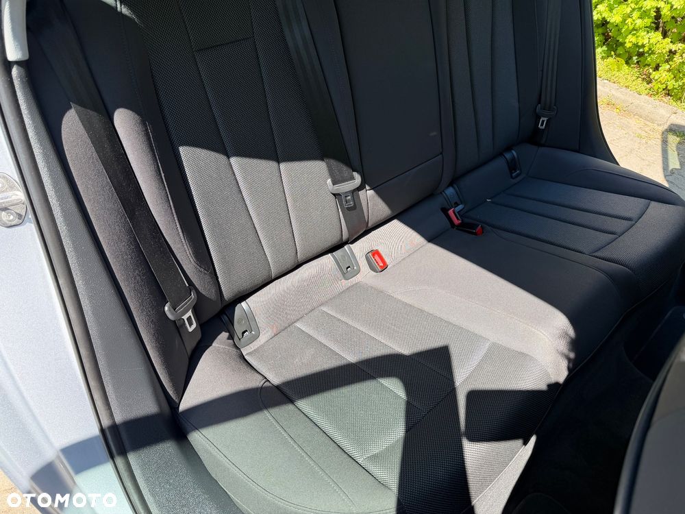 Audi A4 Limousine 2.0 TDI S tronic - 35