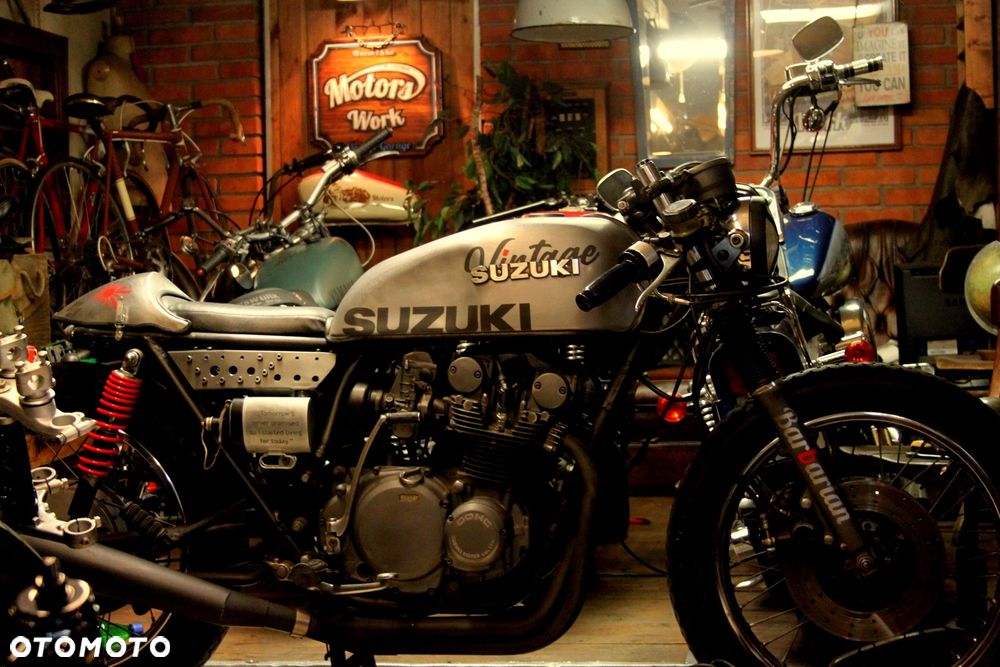 Suzuki GS - 1