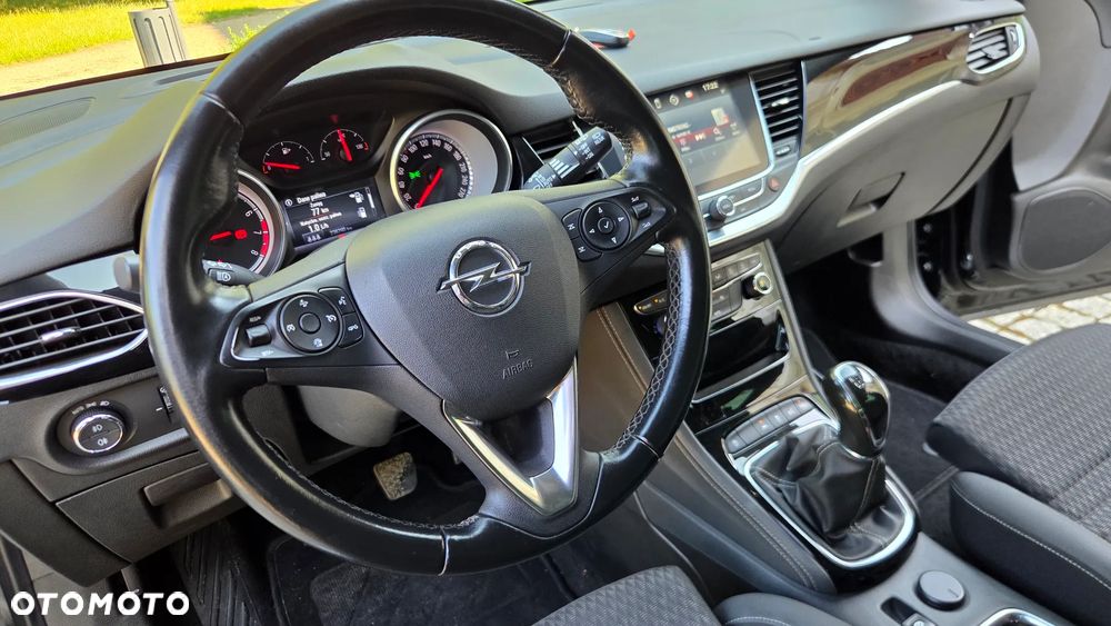 Opel Astra - 28