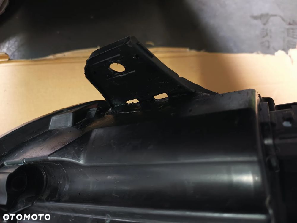RENAULT CAPTUR II FULL LED LAMPA prawa 260104525R - 12