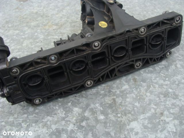 VW T6 VW Crafter 2,0 tdi kolektor ssący 04L129709A - 3