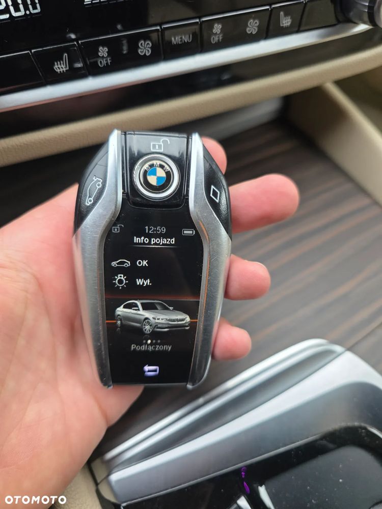 BMW Seria 5 520d xDrive Sport Line sport - 16