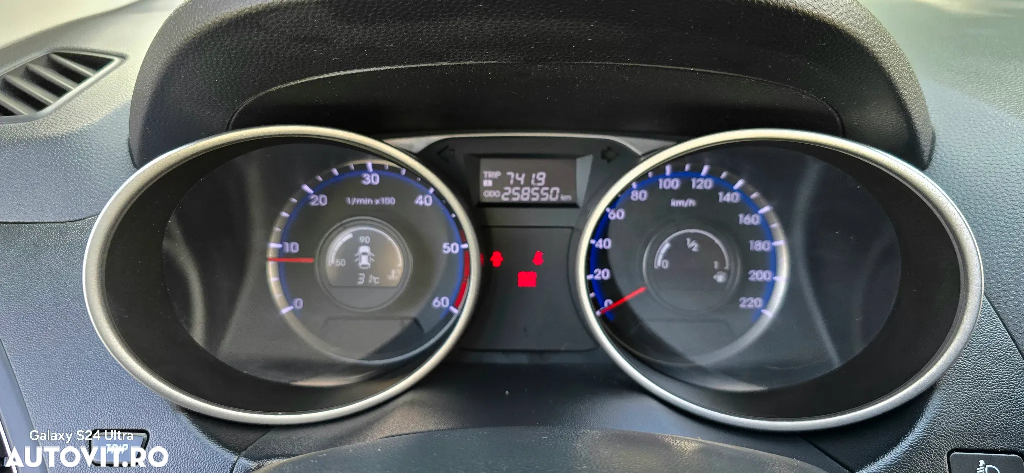 Hyundai ix35 1.7 CRDI 2WD Fifa World Cup Edition - 7