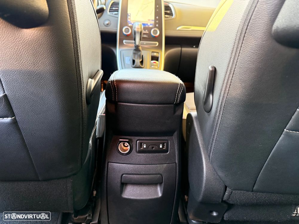 Renault Grand Scénic ENERGY dCi 110 EDC INTENS - 17