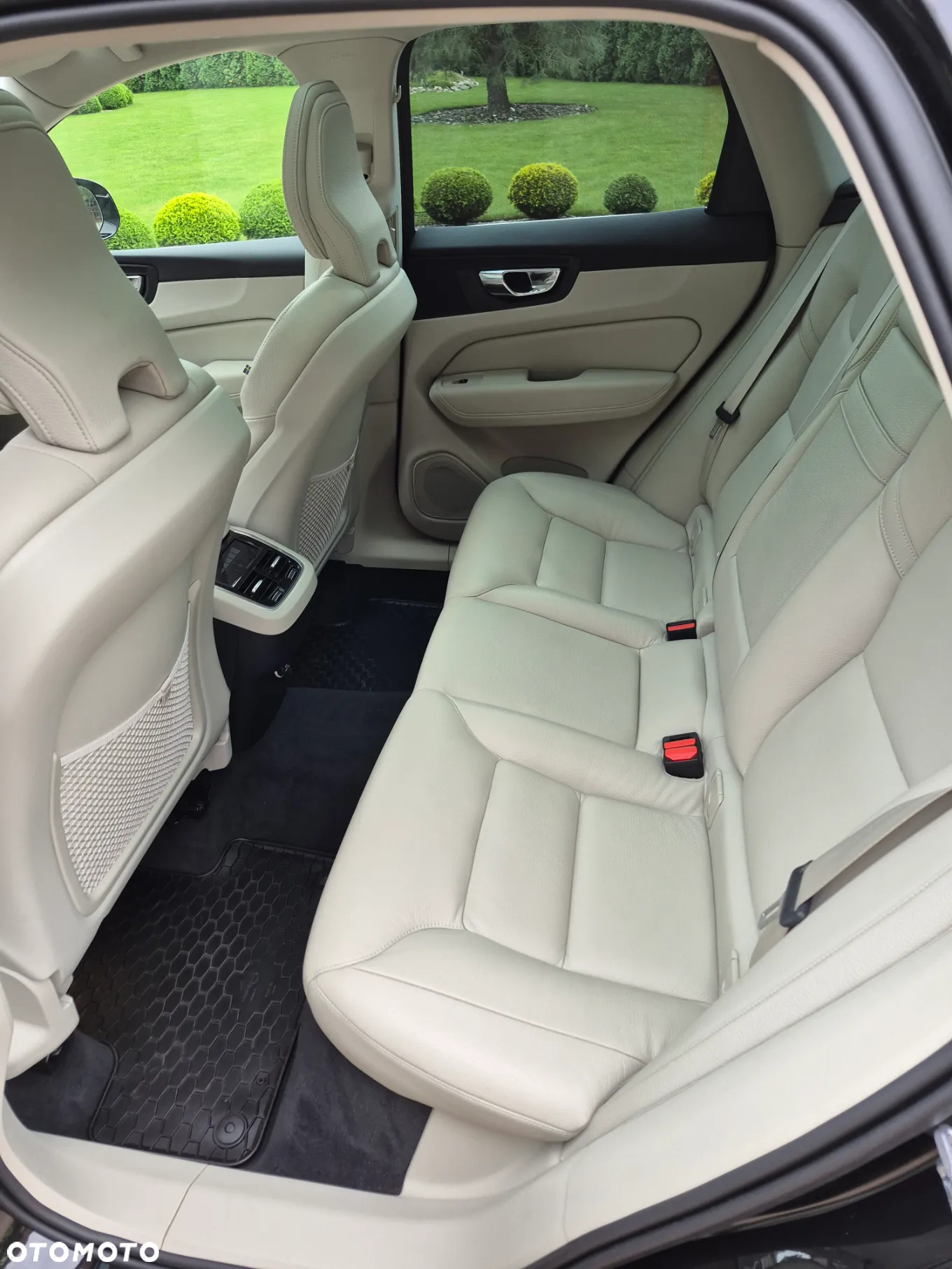 Volvo XC 60 D4 Inscription - 16