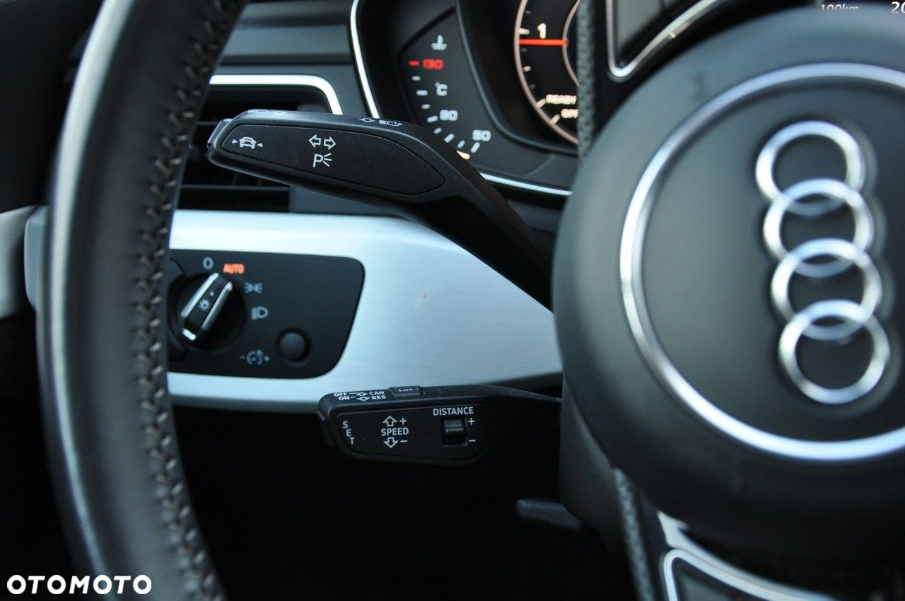 Audi A4 2.0 TDI Sport S tronic - 17