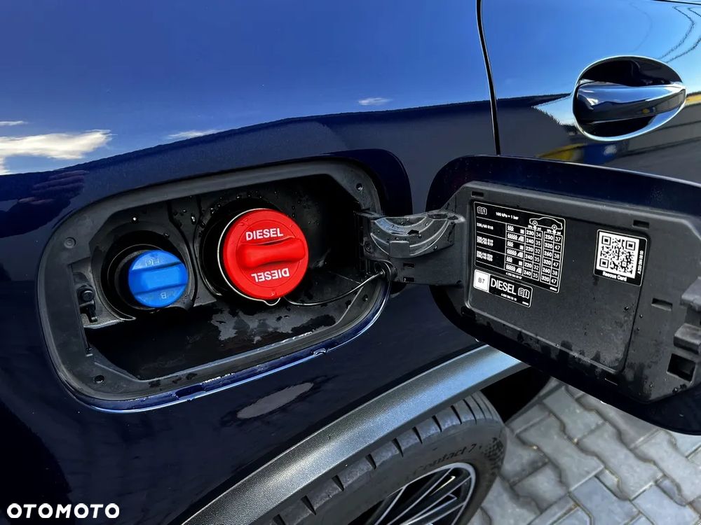 Mercedes-Benz GLC 300 de 4-Matic Business Edition - 32