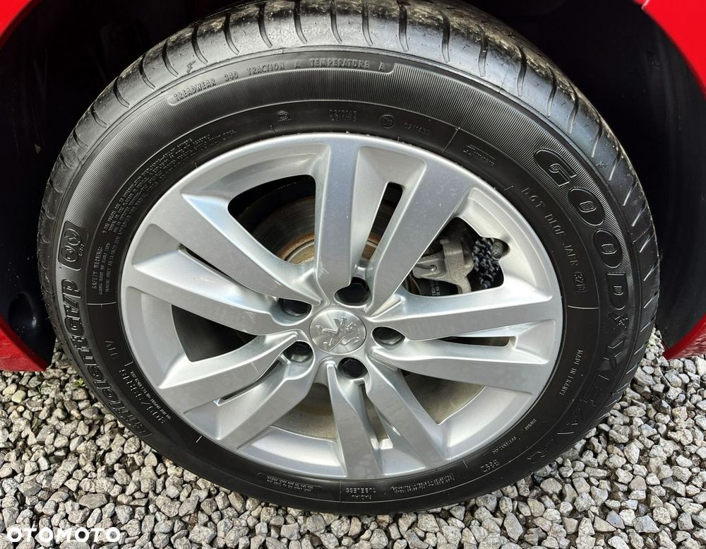 Peugeot 308 1.2 PureTech Active Pack S&S - 36