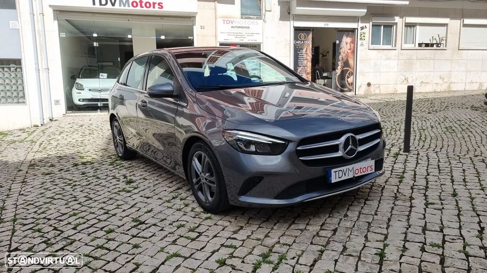 Mercedes-Benz B 180 d Business Solutions Aut. — fotografia 3