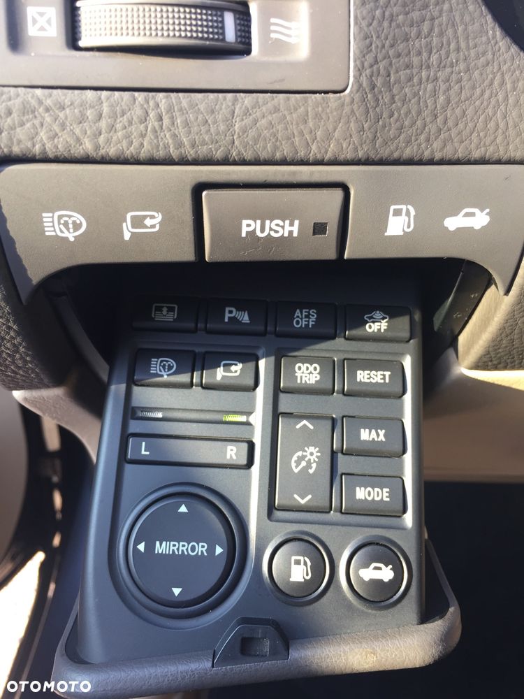 Lexus GS 450h Prestige - 31