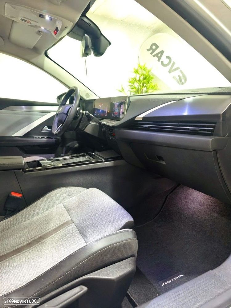 Opel Astra 1.6 T PHEV Elegance - 16