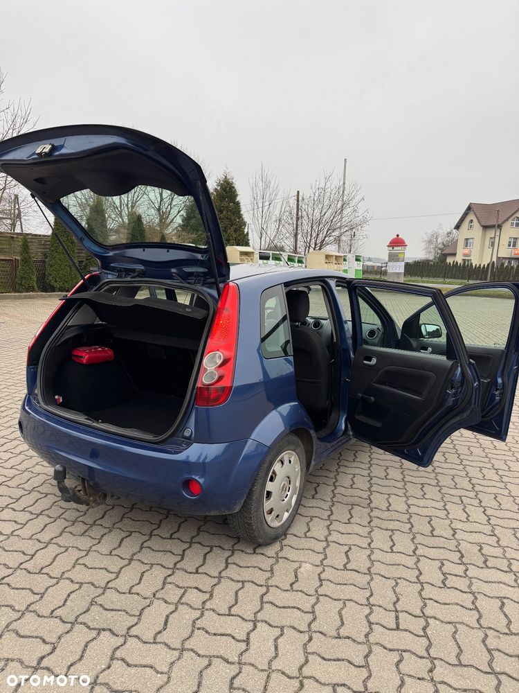 Ford Fiesta 1.4 TDCI - 12