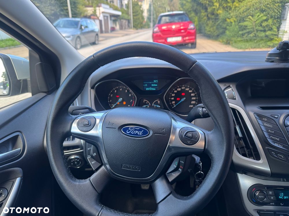 Ford Focus - 35