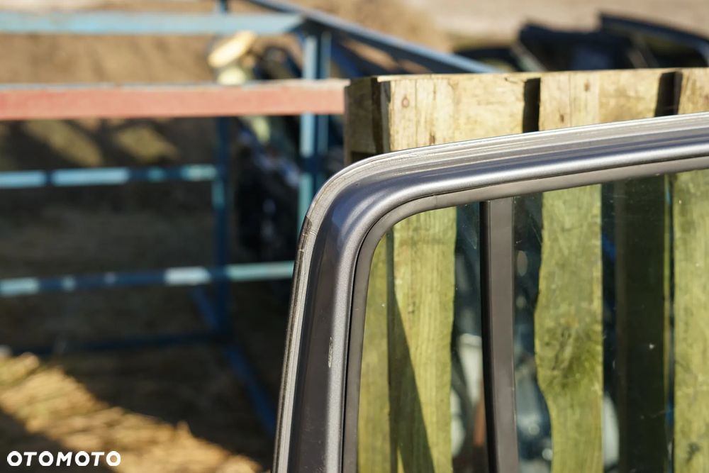 Drzwi tył tylne lewe Opel Zafira B II Z155 - 11