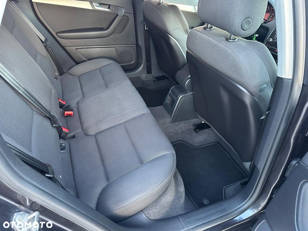 Audi A3 Sportback 1.4 TFSI Ambiente - 9
