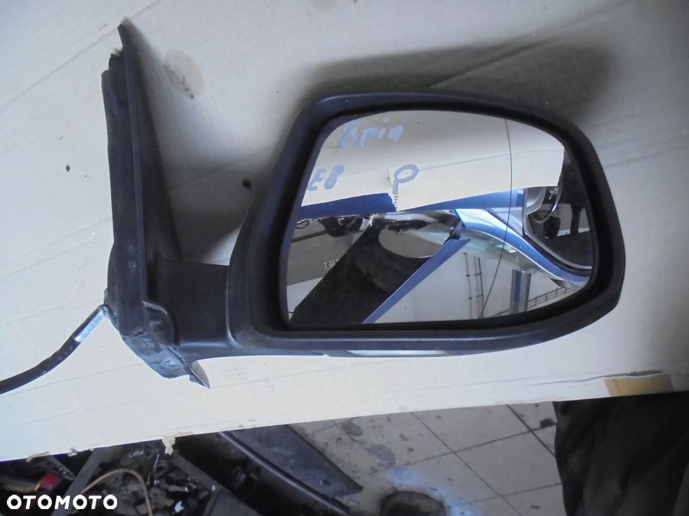 mondeo mk4 lusterko prawe 8pin E8 Europa - 1