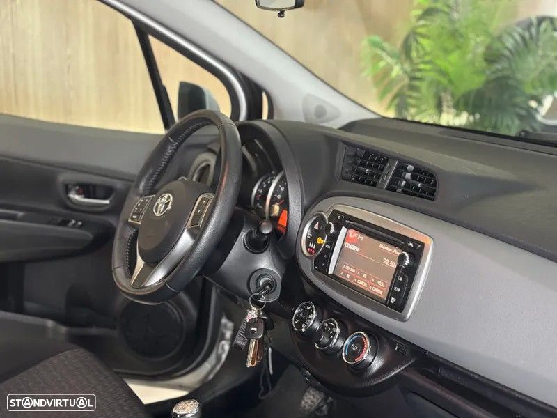 Toyota Yaris 1.4 D-4D ACtive - 12