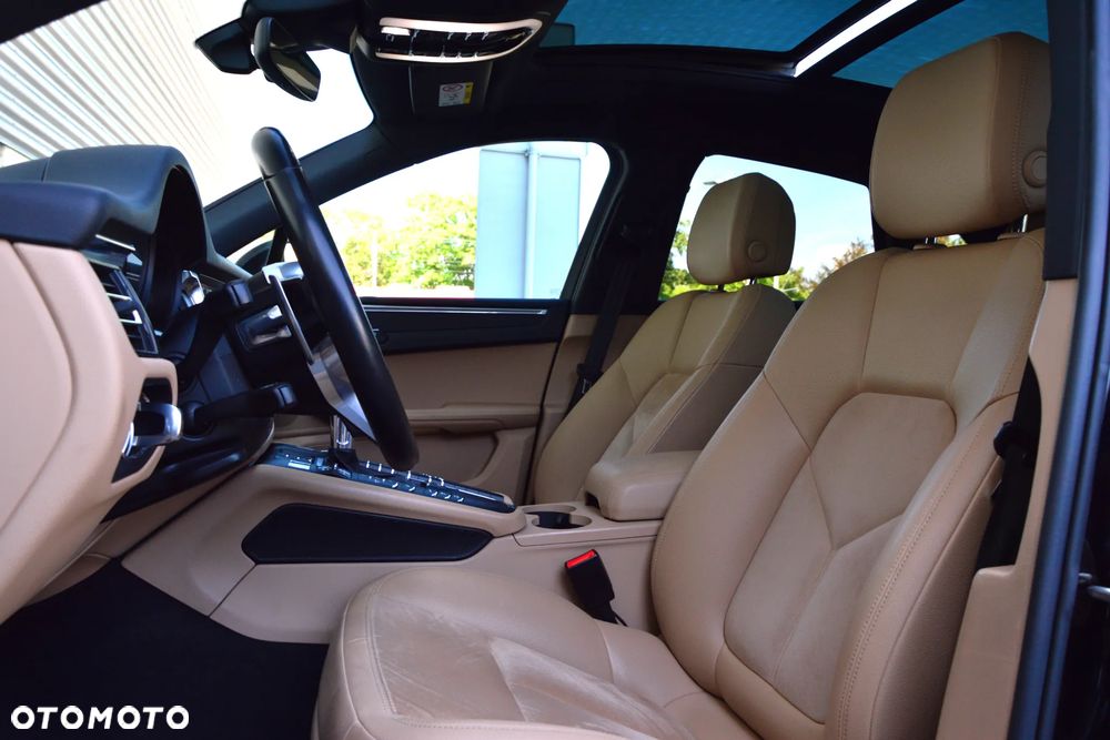 Porsche Macan - 13