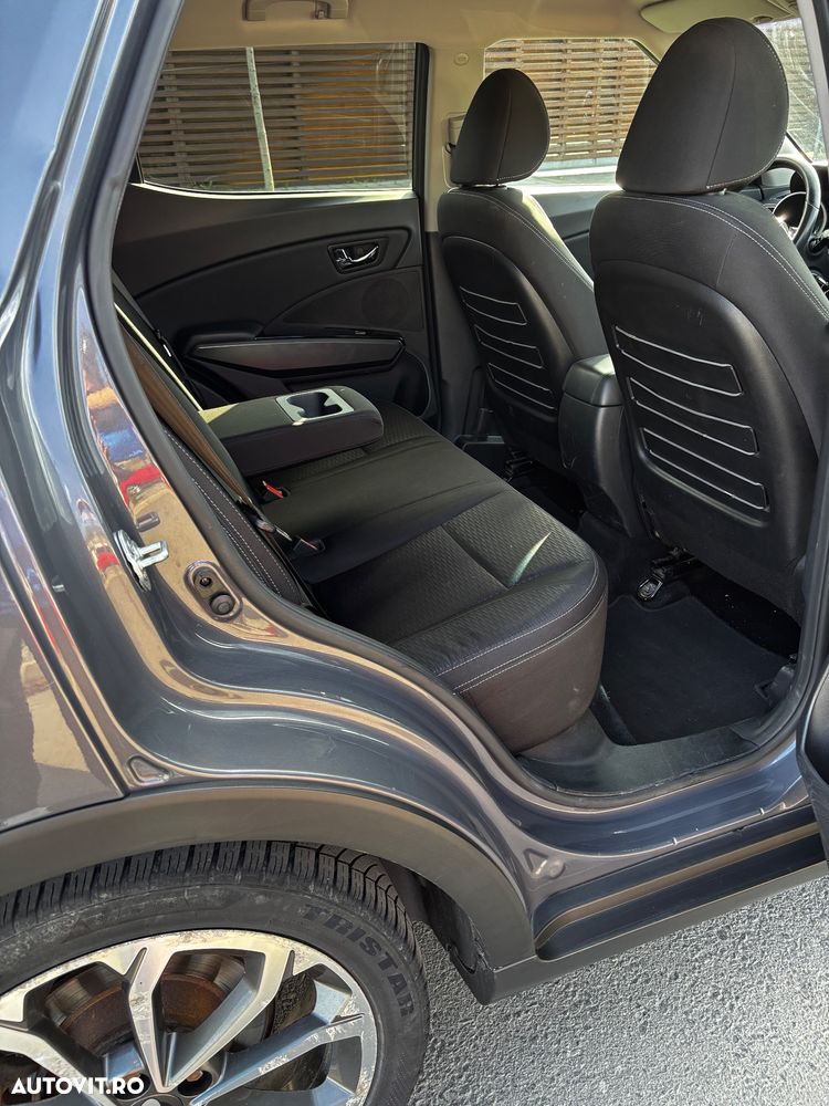 SsangYong XLV 1.6 e-XDI STD Plus - 8