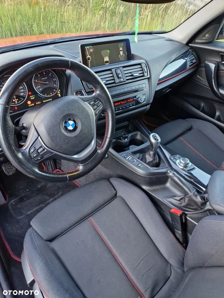 BMW Seria 1 120d Sport Line - 13