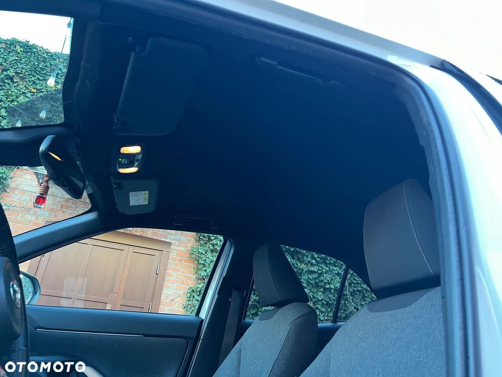 Toyota Yaris Cross Hybrid 1.5 Comfort - 28