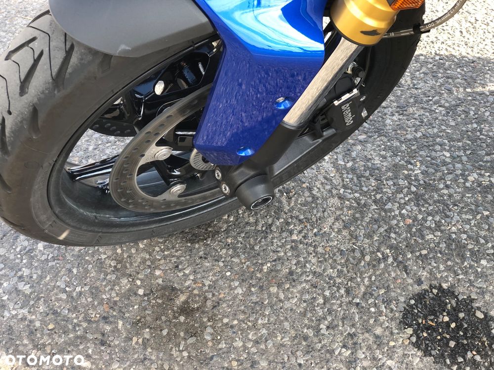 BMW XR - 11