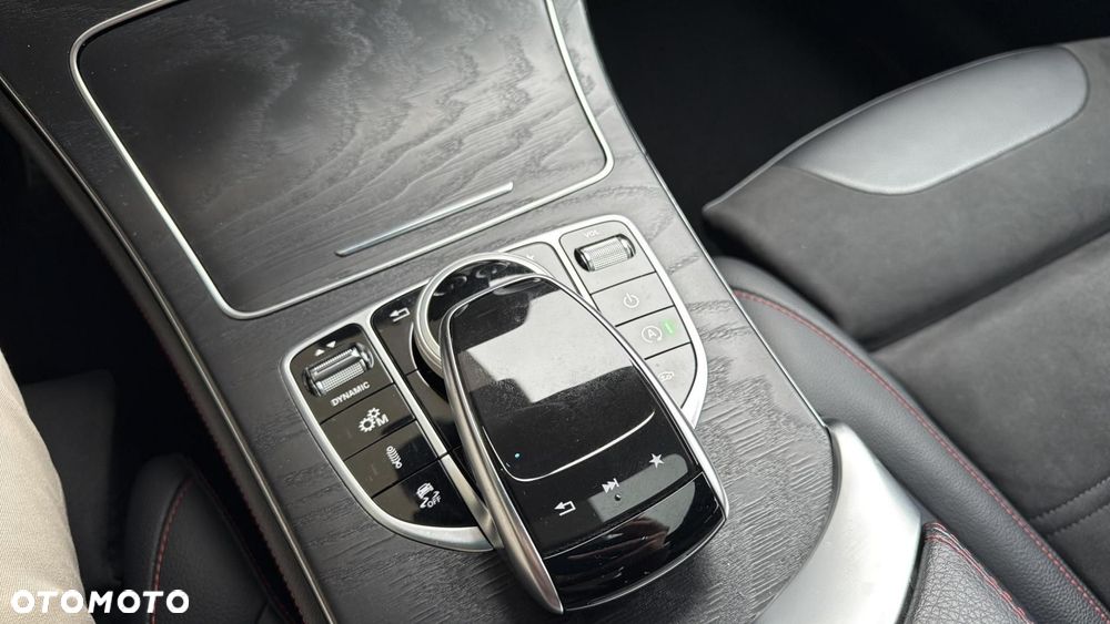 Mercedes-Benz GLC - 14