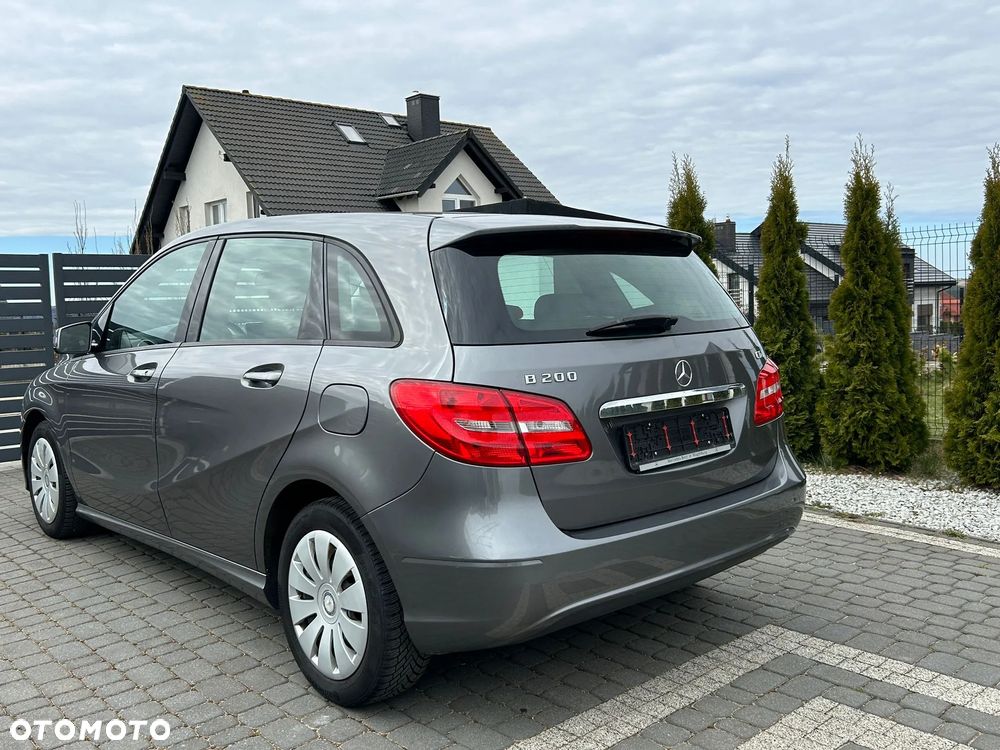 Mercedes-Benz Klasa B 200 CDI - 30