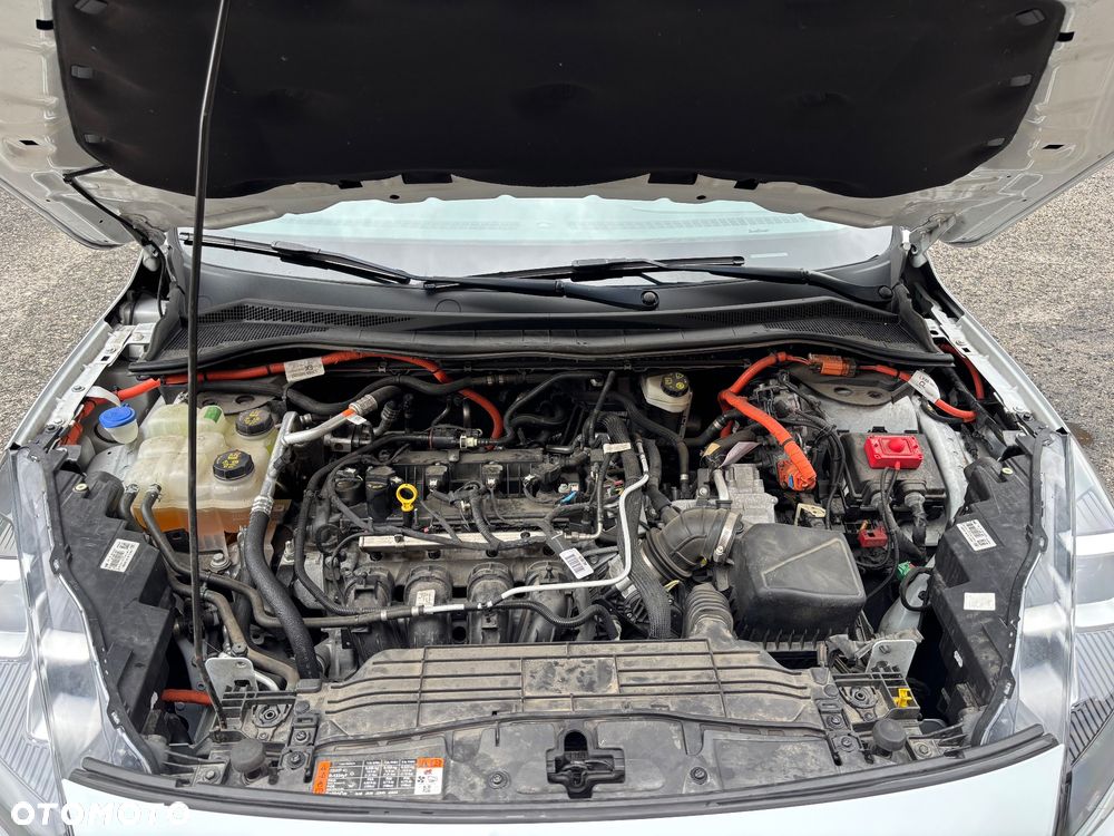 Ford Kuga - 16