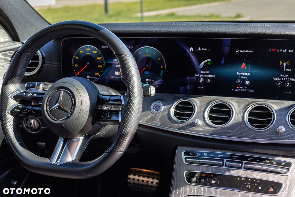 Mercedes-Benz Klasa E 300 de 4Matic 9G-TRONIC Night Edition - 14