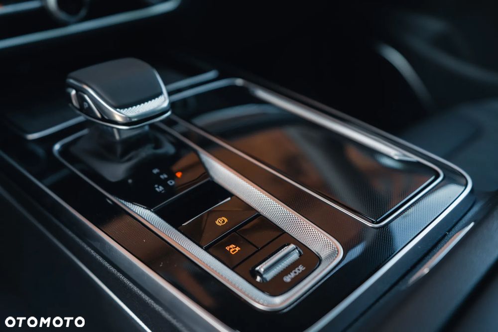 Hongqi HS5 2.0T Executive AWD - 36