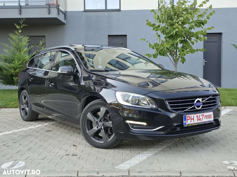 Volvo V60 D6 Plug-In-Hybrid AWD Geartronic Summum - 3