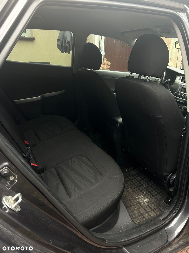 Kia Ceed - 5