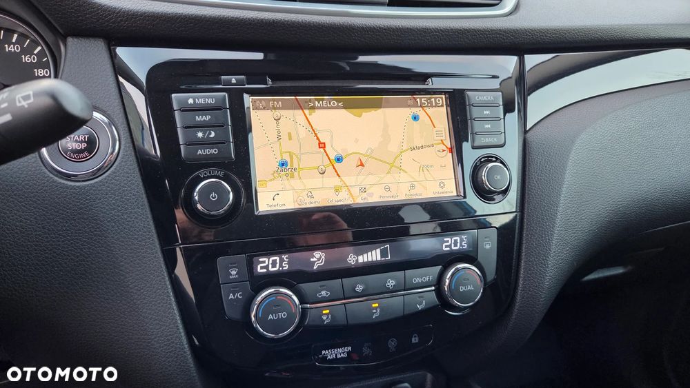 Nissan Qashqai 1.3 DIG-T N-CONNECTA - 19