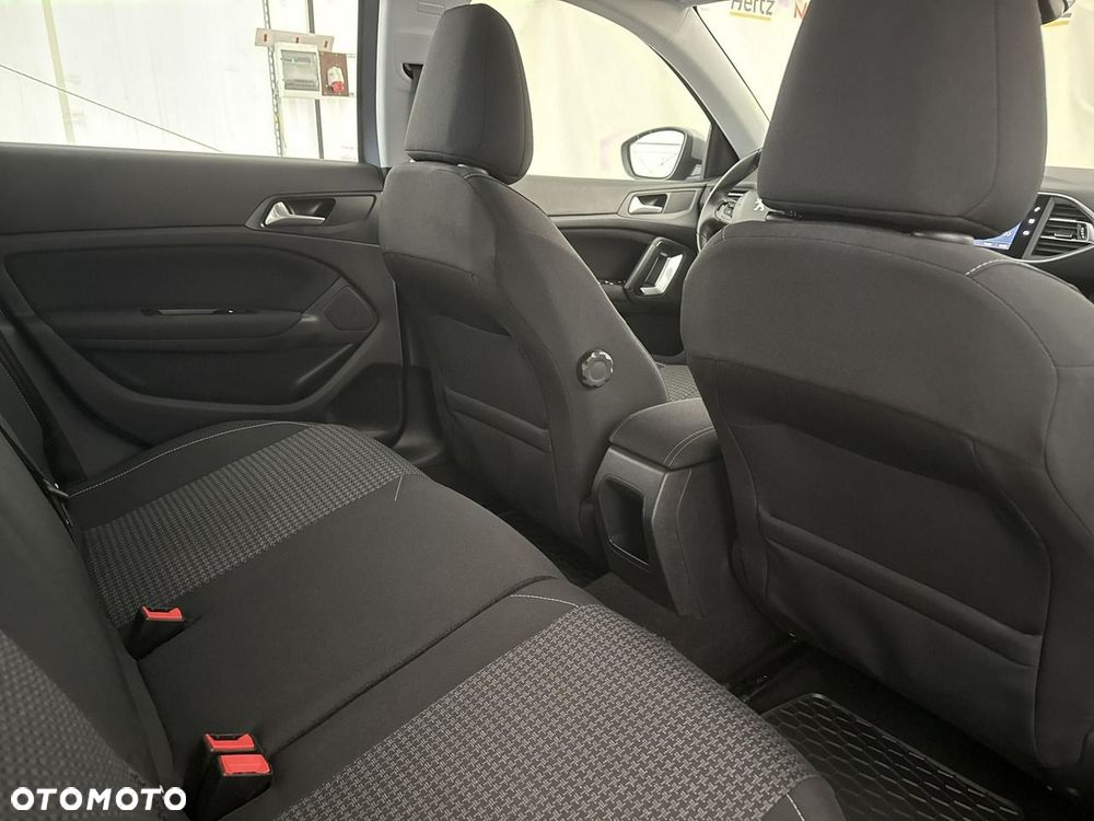Peugeot 308 - 24