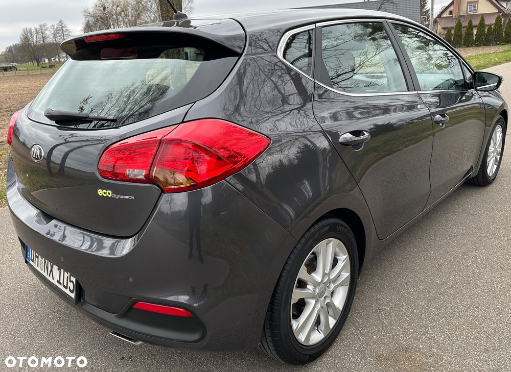 Kia Ceed 1.6 GDI Platinum Edition - 9