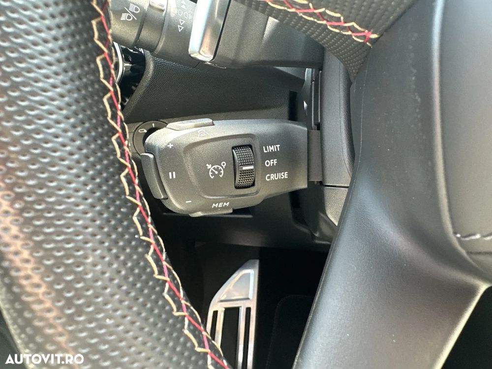 DS Automobiles DS 7 Crossback 1.6 PHeV AWD 300 EAT8 PERFORMANCE LINE + - 24