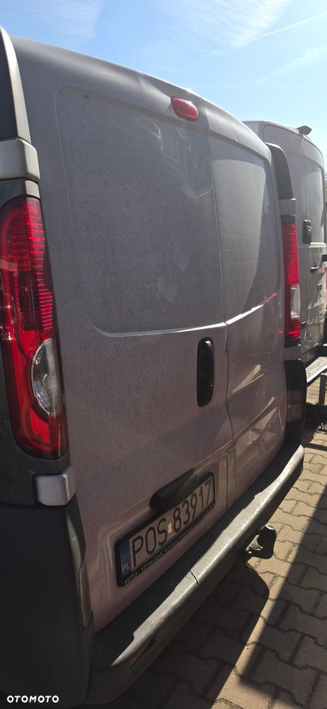Opel Vivaro L2H1 2.9t - 4