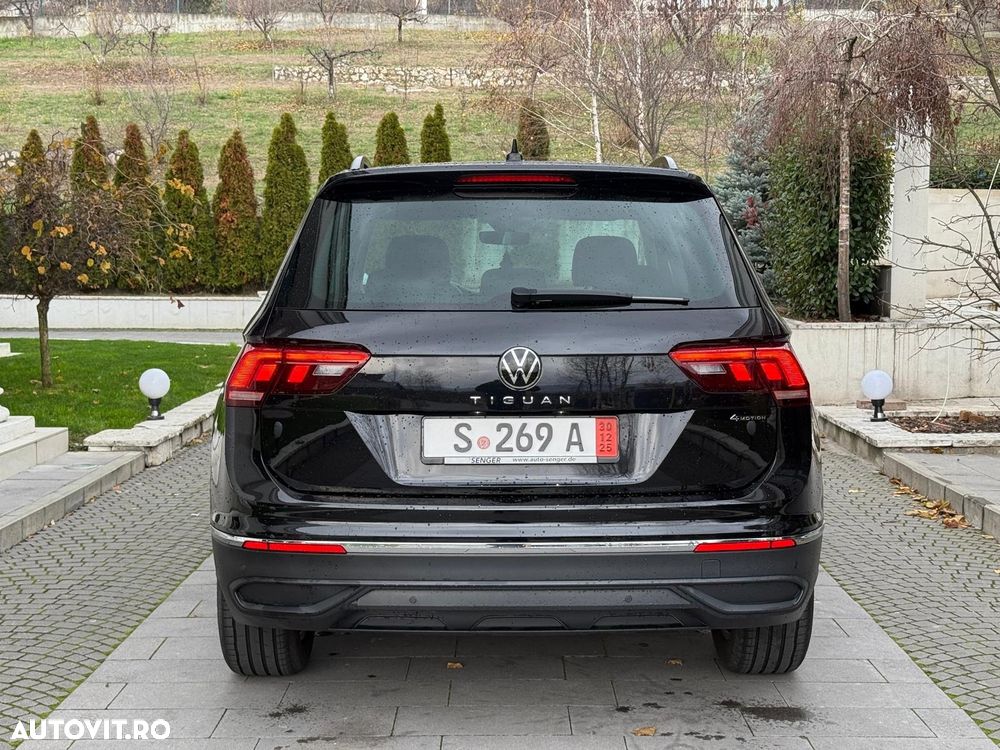 Volkswagen Tiguan - 38