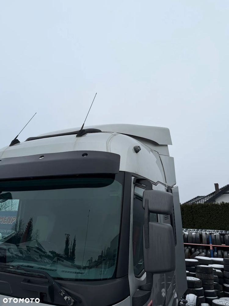 Renault Gama T 460 14-18r E6 owiewki boczne lewa i prawa - 3